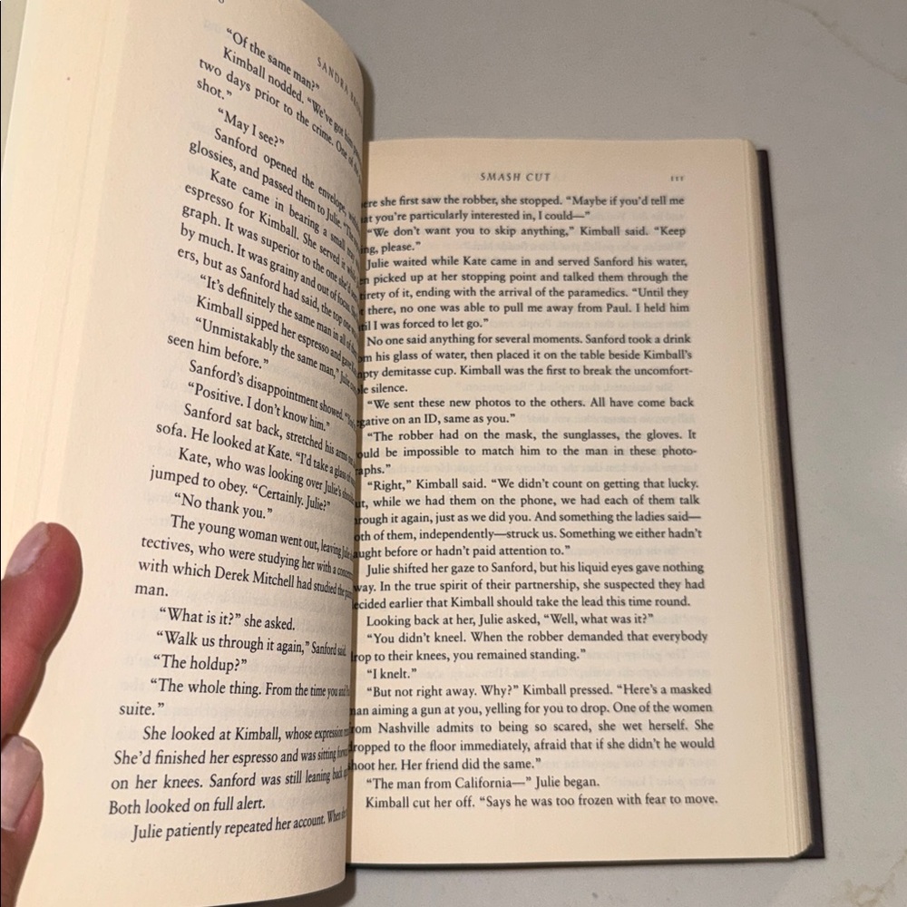 Smash Cut Hardcover by Sandra Brown - Picture 5 of 5